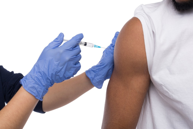 COVID and the Flu: Why You Should Get a Flu Vaccine